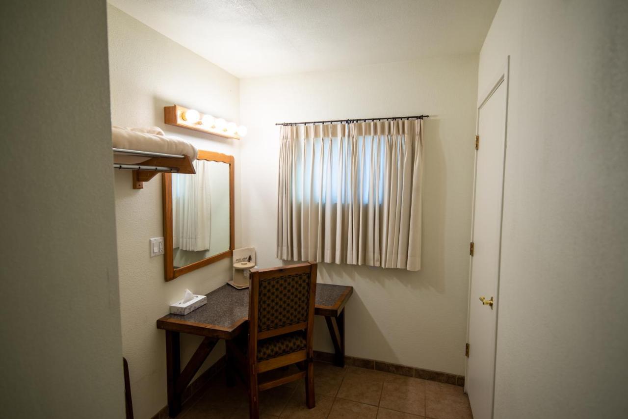 Reeds Lodge Springerville Extérieur photo
